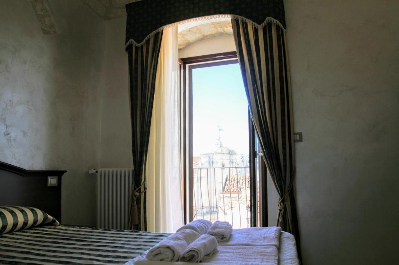 Rooms Dimora Arco - Affitti Brevi Italia Монте-Сант'Анджело Экстерьер фото