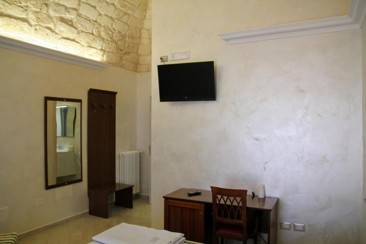 Rooms Dimora Arco - Affitti Brevi Italia Монте-Сант'Анджело Экстерьер фото