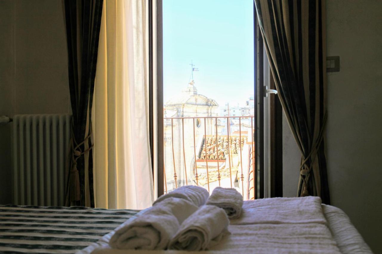 Rooms Dimora Arco - Affitti Brevi Italia Монте-Сант'Анджело Экстерьер фото