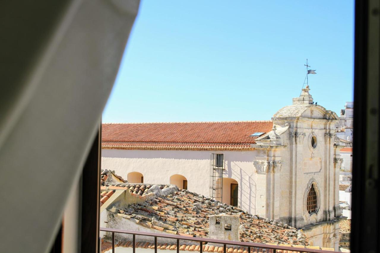 Rooms Dimora Arco - Affitti Brevi Italia Монте-Сант'Анджело Экстерьер фото