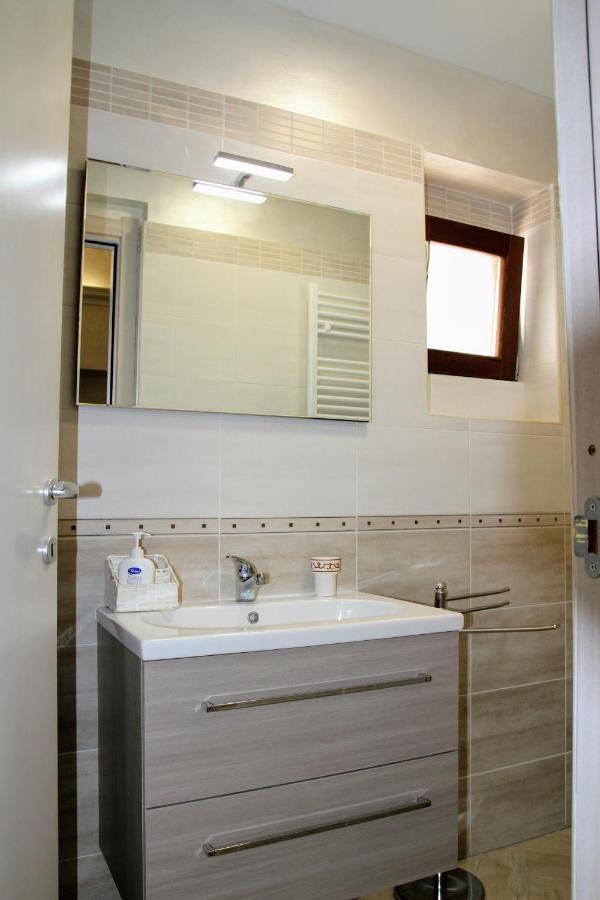 Rooms Dimora Arco - Affitti Brevi Italia Монте-Сант'Анджело Экстерьер фото