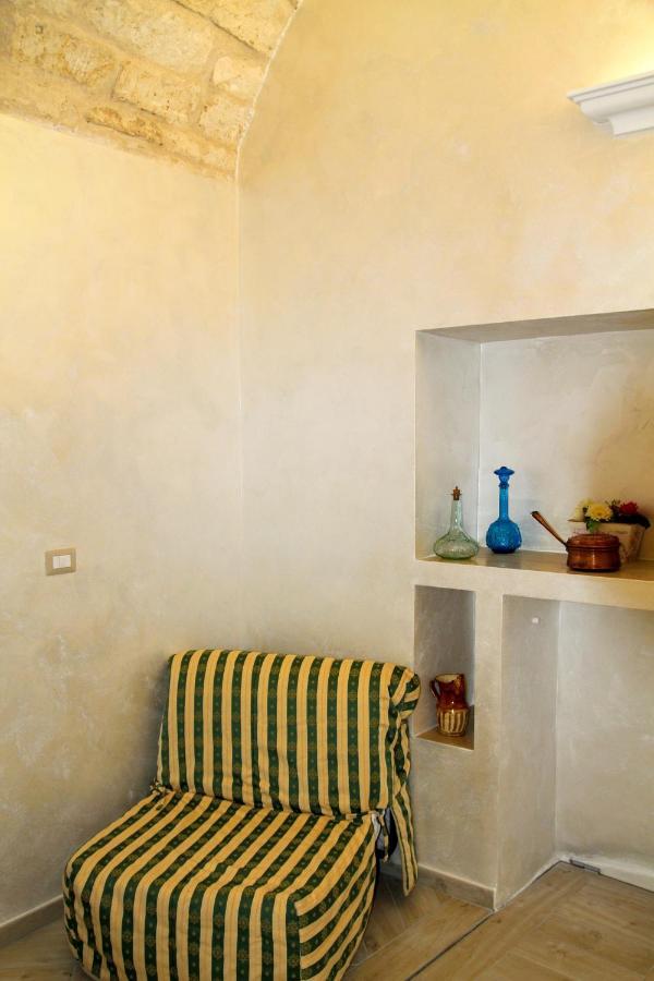 Rooms Dimora Arco - Affitti Brevi Italia Монте-Сант'Анджело Экстерьер фото