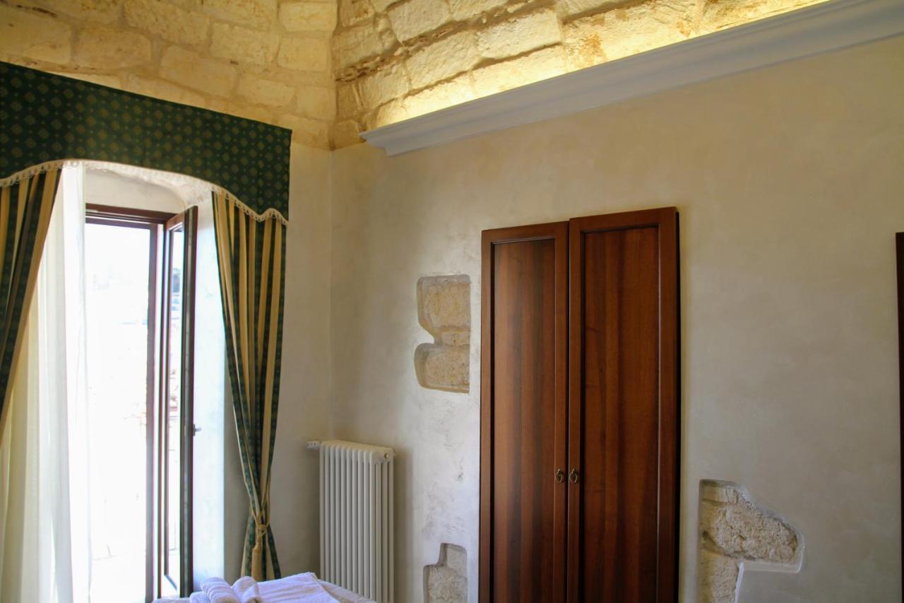 Rooms Dimora Arco - Affitti Brevi Italia Монте-Сант'Анджело Экстерьер фото