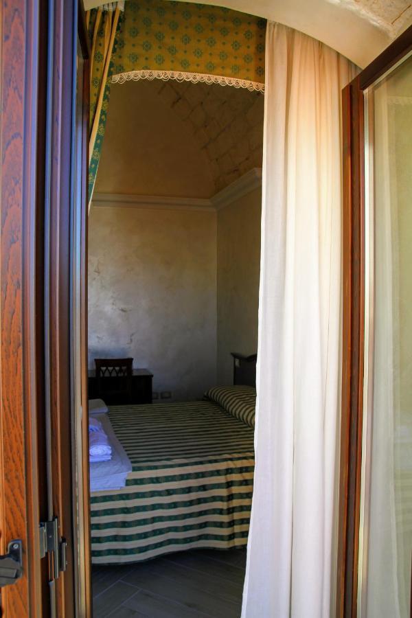 Rooms Dimora Arco - Affitti Brevi Italia Монте-Сант'Анджело Экстерьер фото